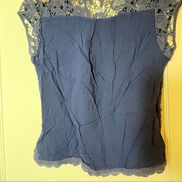 4 for $20 Ella Moss navy lace lined shirt size small - Picture 6 of 7
